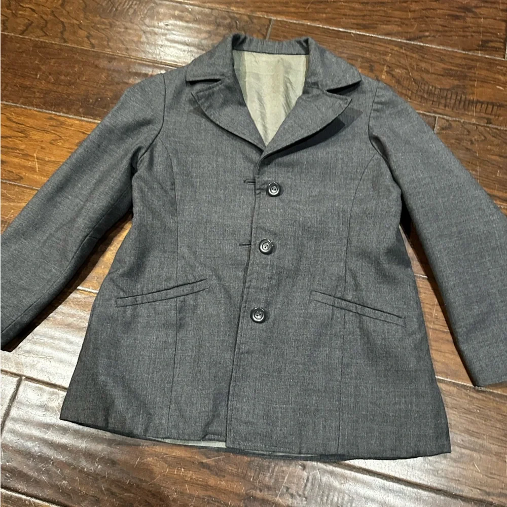 Kids‎ Gray Button-Up Blazer Size 8